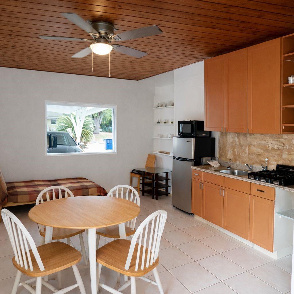 LAKE BONNY HEIGHTS - Residential