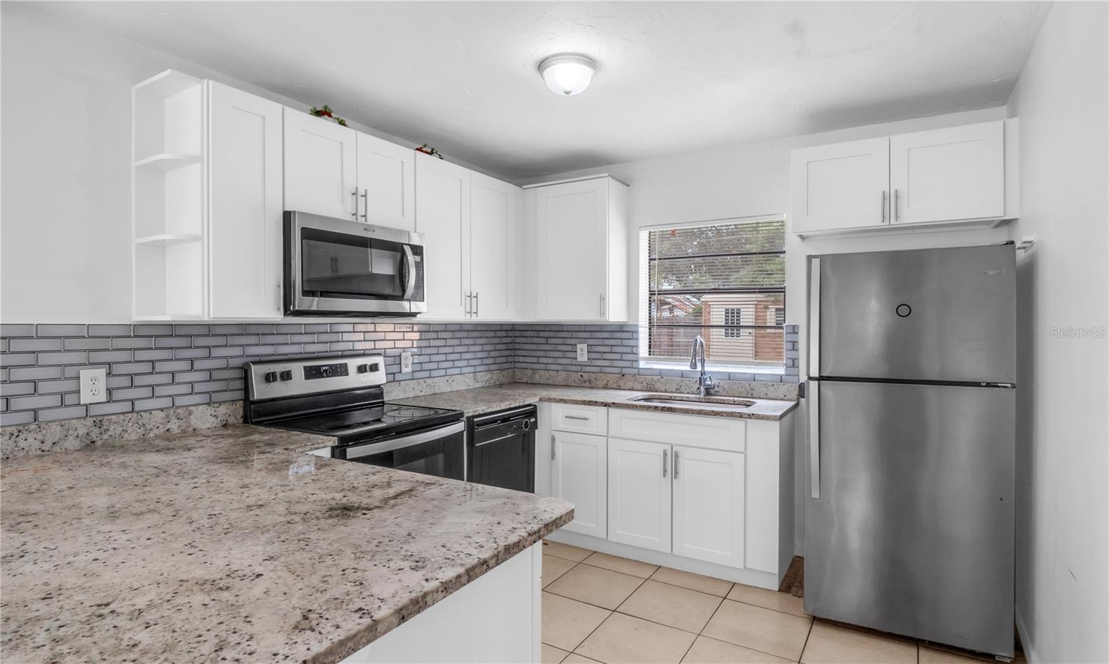 LAKE BONNY HEIGHTS - Residential