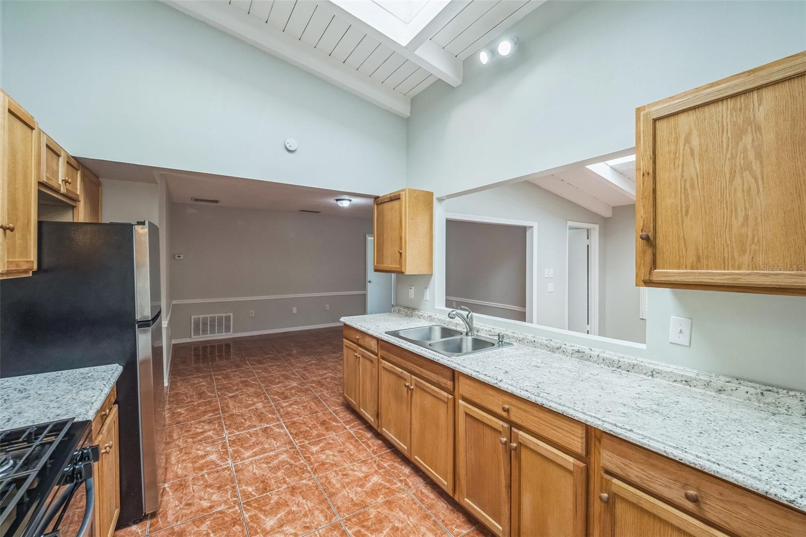 111 TARRYTOWN TRAIL