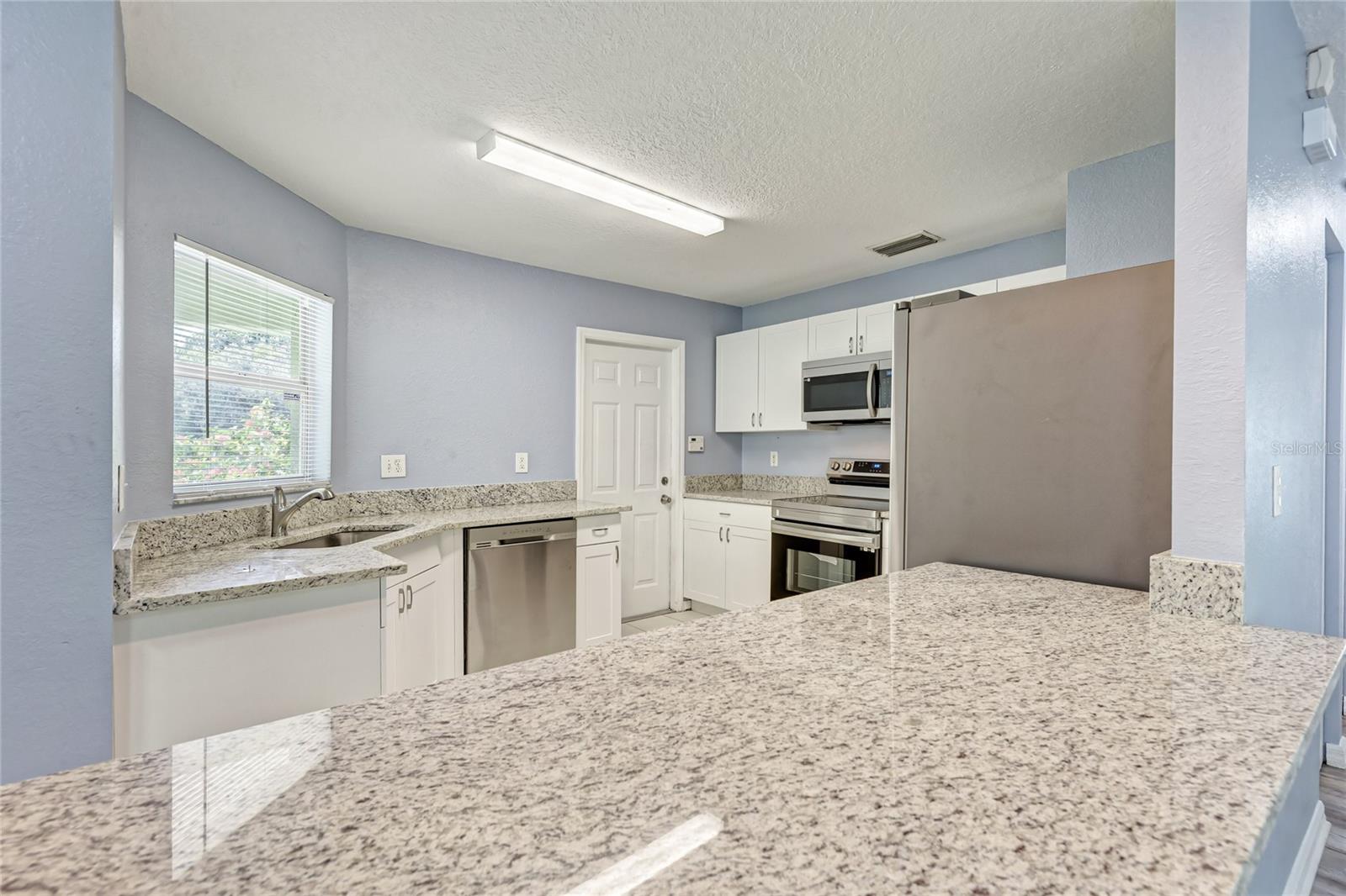 PALMS OF HOLIDAY HEIGHTS - Residential Lease