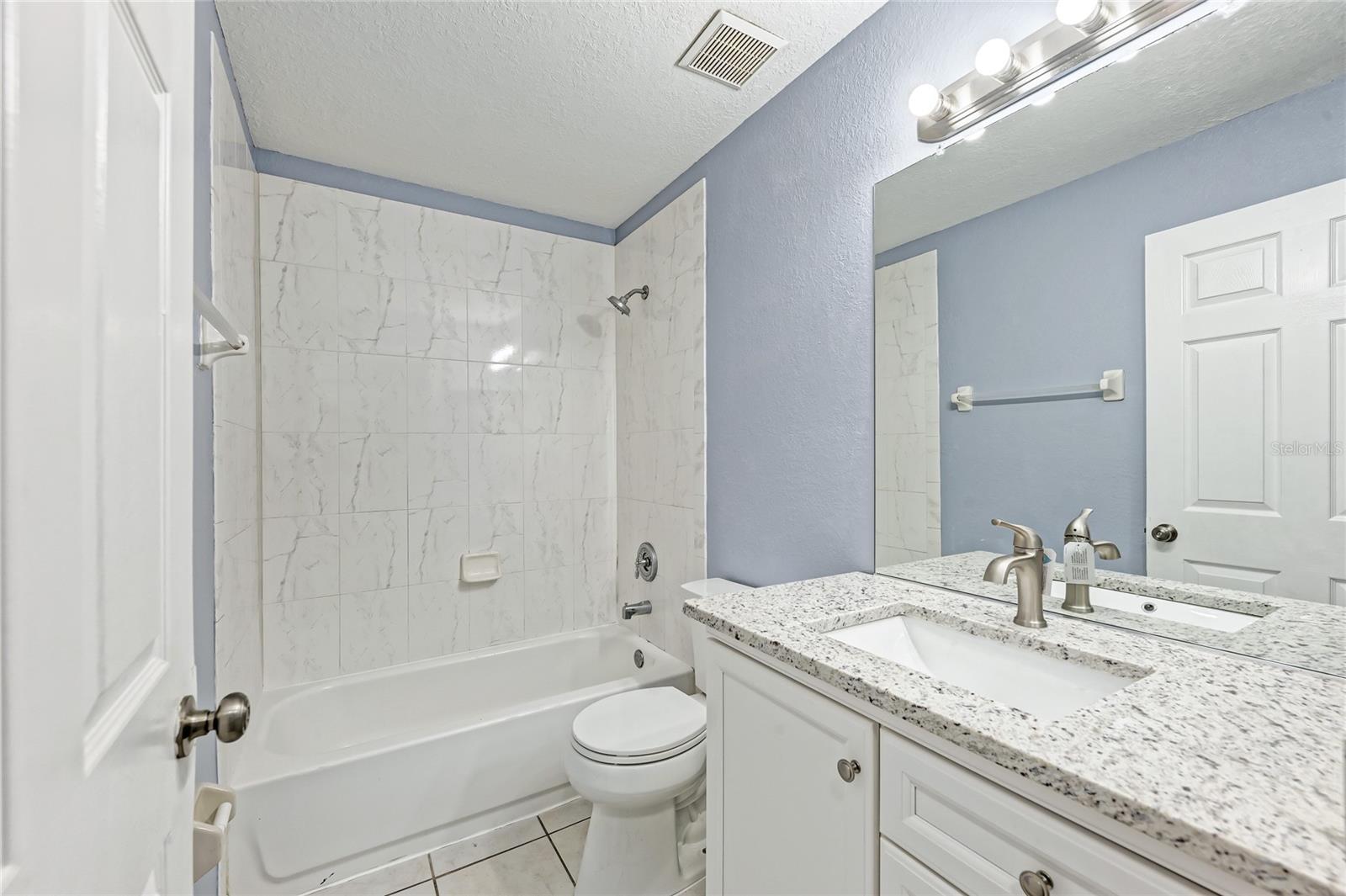 PALMS OF HOLIDAY HEIGHTS - Residential Lease