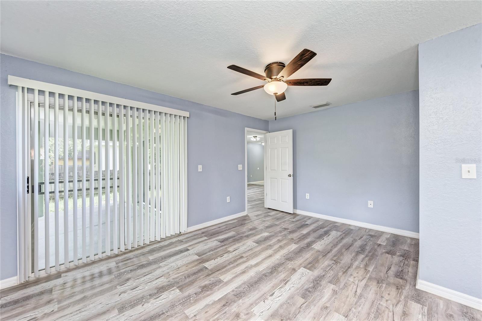 PALMS OF HOLIDAY HEIGHTS - Residential Lease