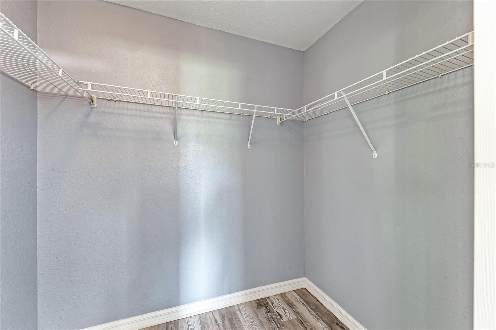 PALMS OF HOLIDAY HEIGHTS - Residential Lease