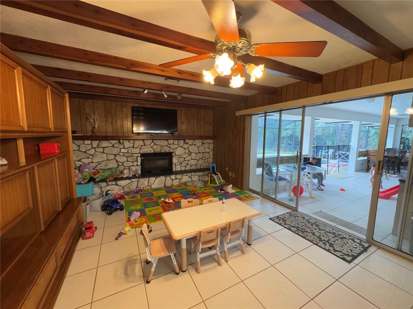 DESOTO ACRES - Residential