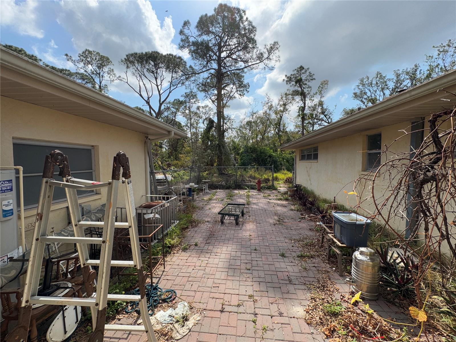 DESOTO ACRES - Residential