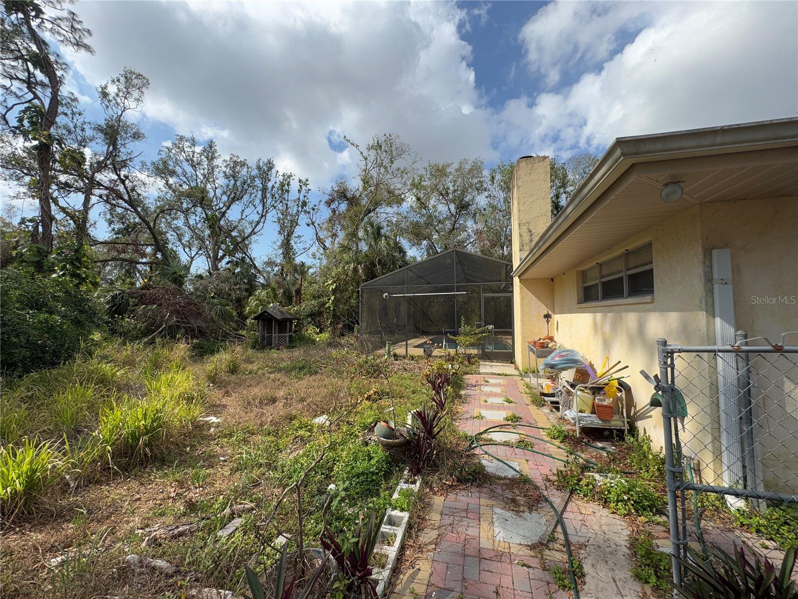 DESOTO ACRES - Residential