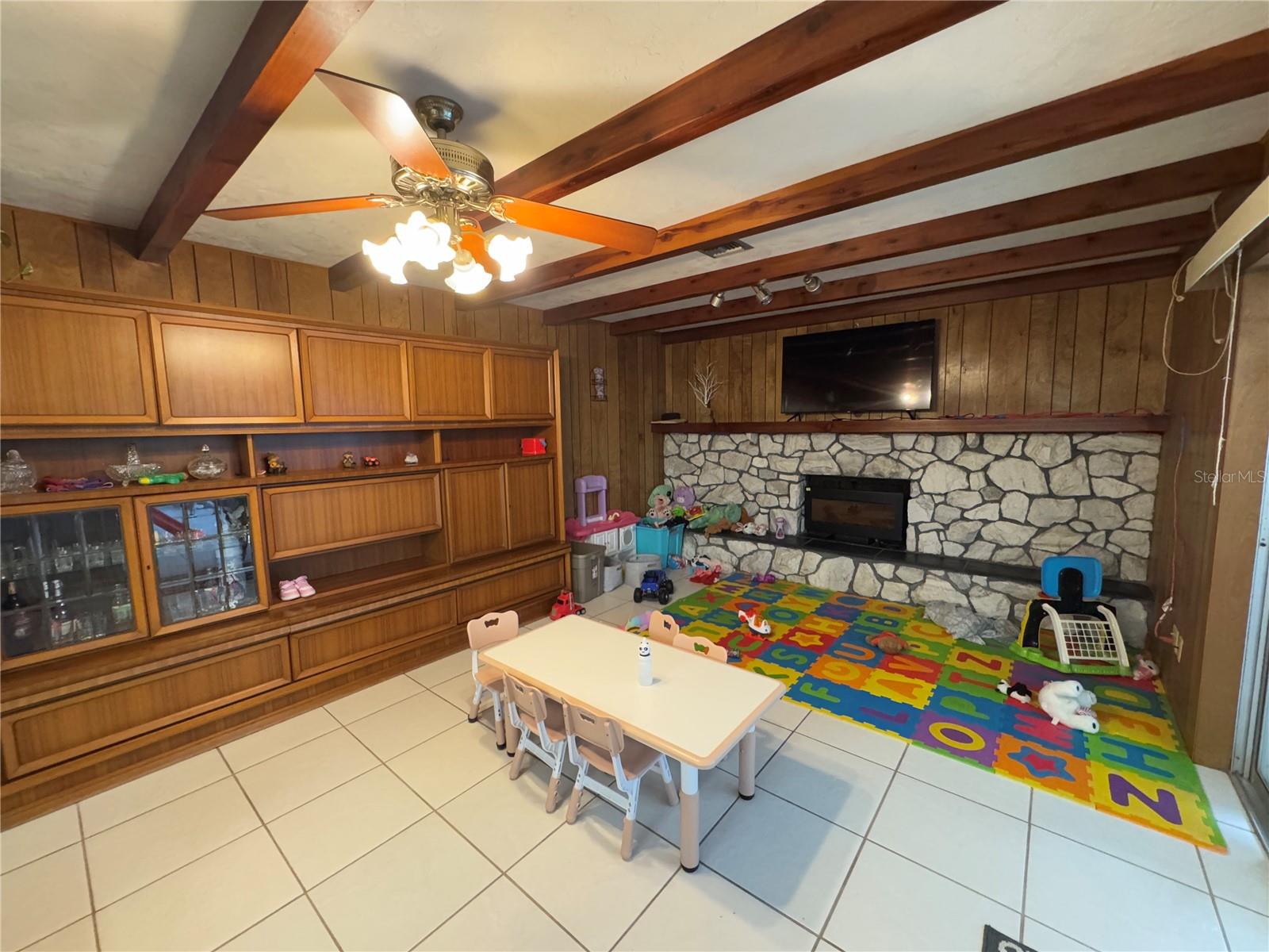 DESOTO ACRES - Residential