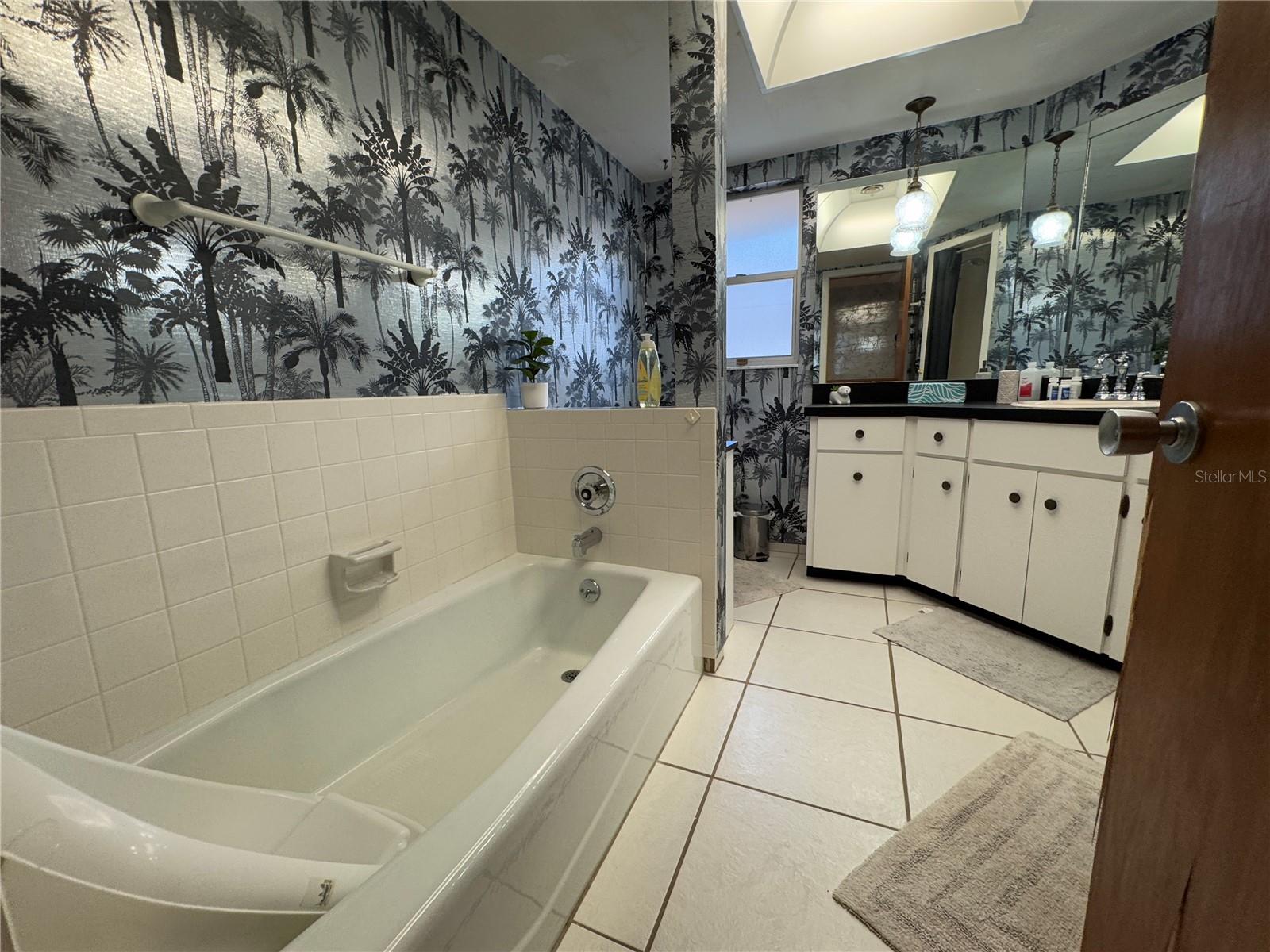 DESOTO ACRES - Residential