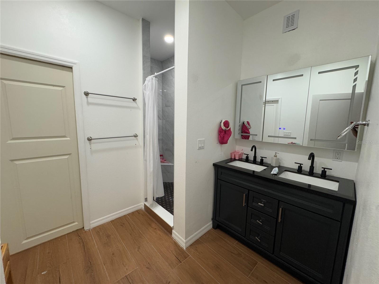 DESOTO ACRES - Residential