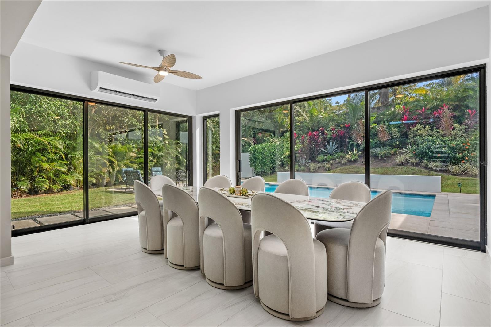 DORADO BEACH EAST - Residential