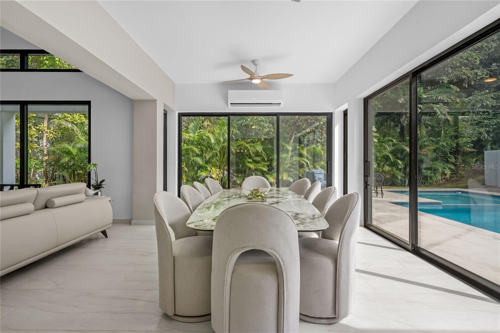 DORADO BEACH EAST - Residential