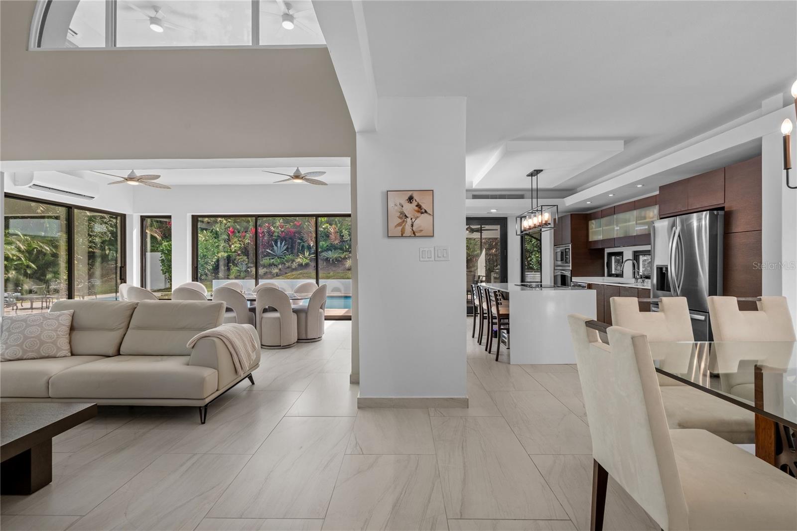 DORADO BEACH EAST - Residential