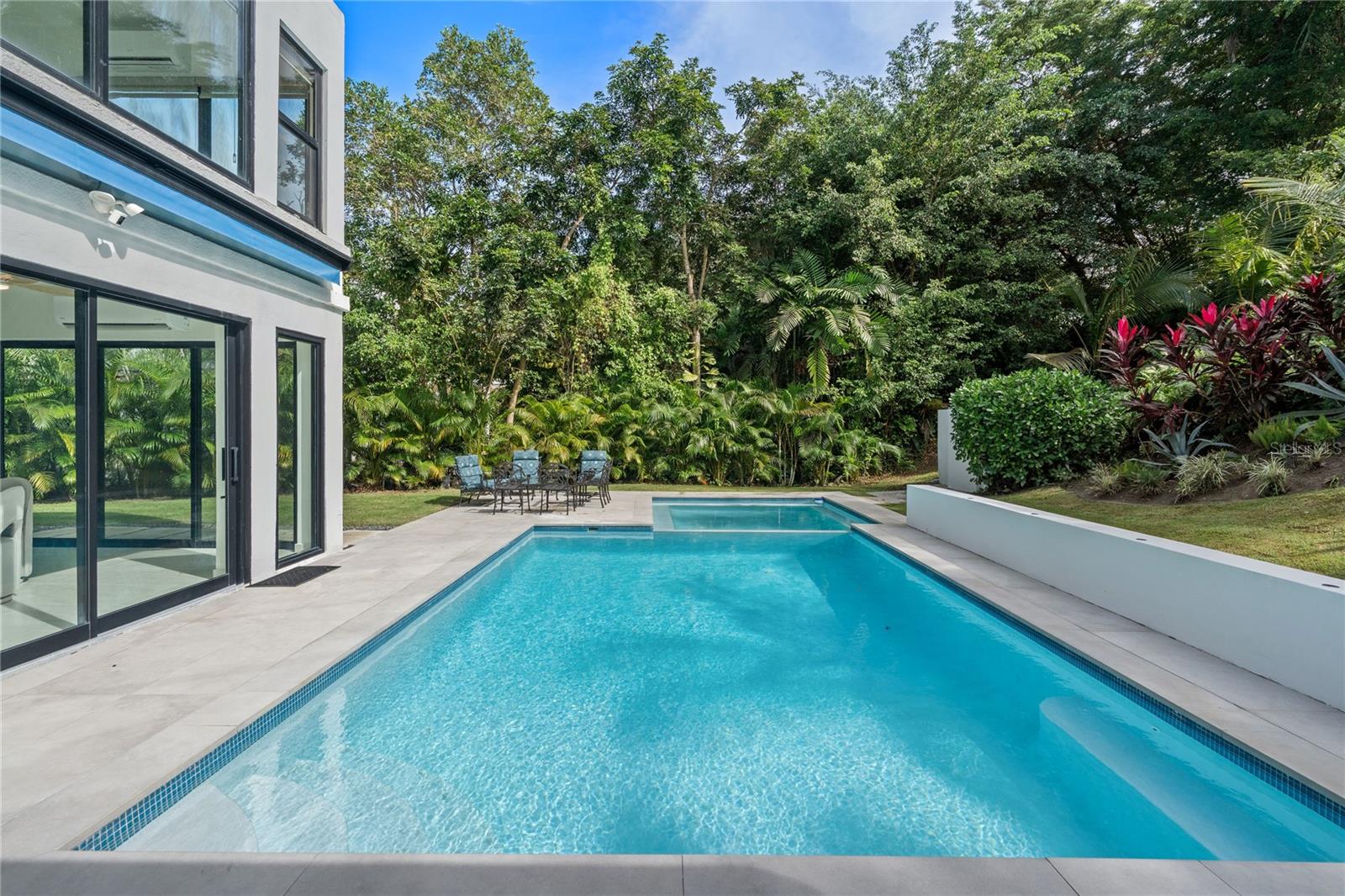 DORADO BEACH EAST - Residential