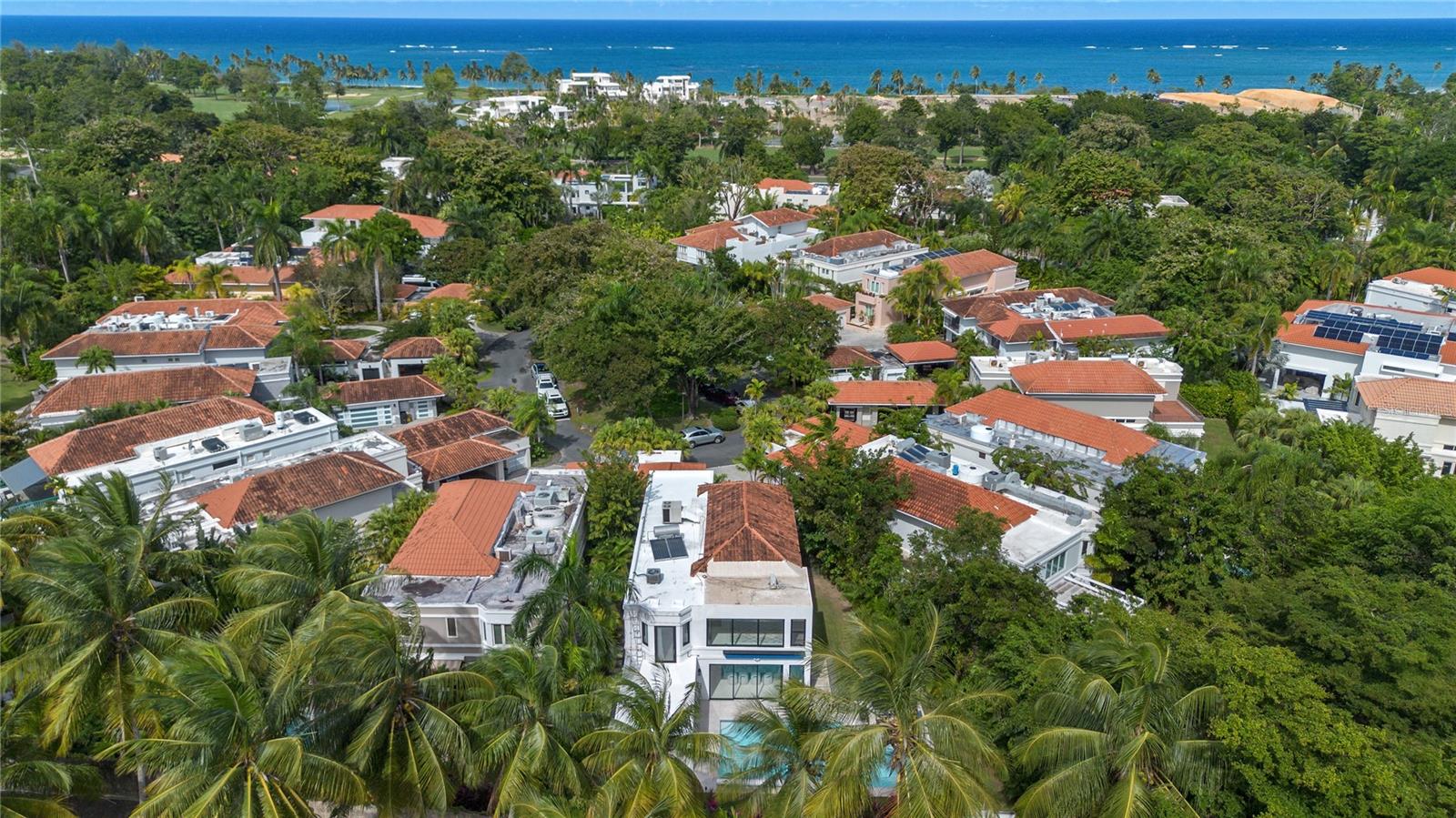 DORADO BEACH EAST - Residential