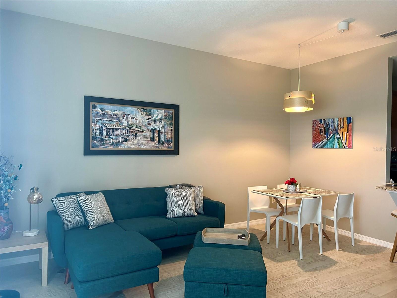 PALMA SOLA TRACE - Residential