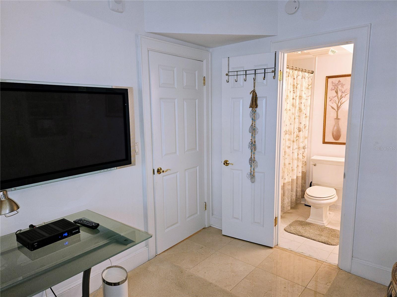 BEAU MONDE CONDO - Residential Lease