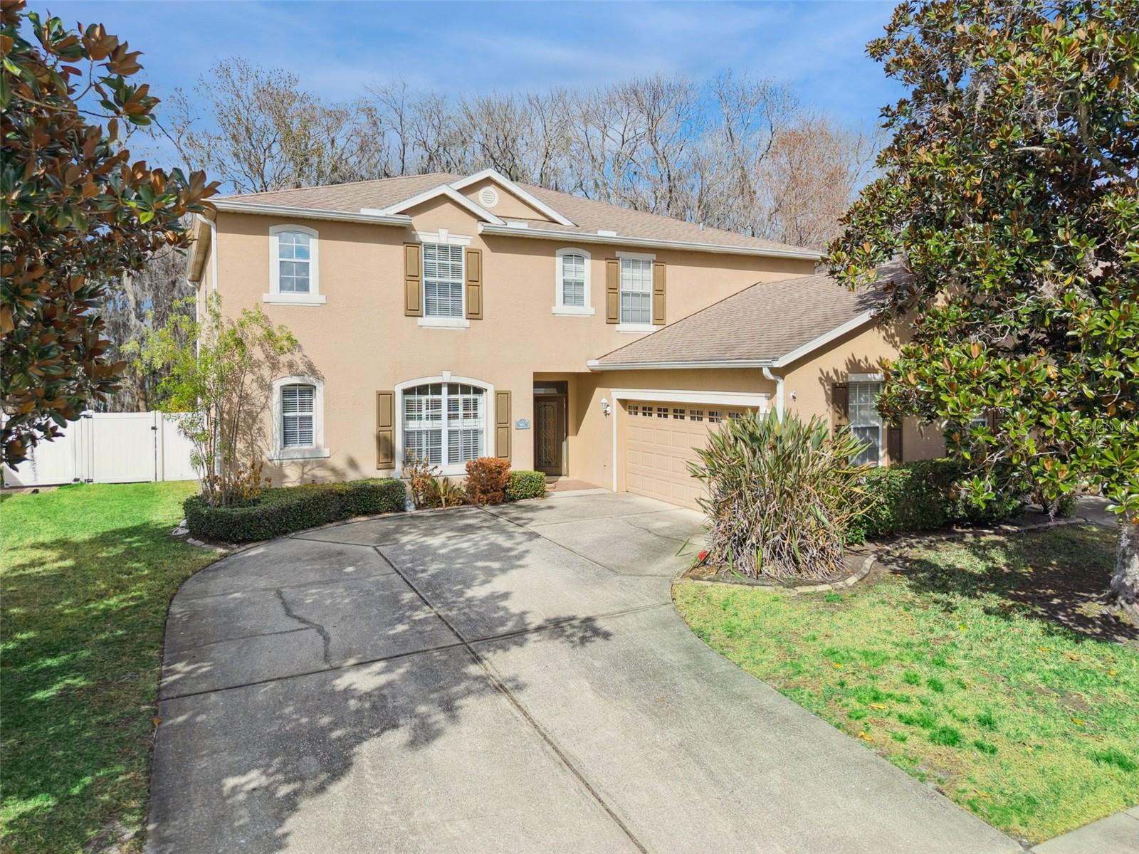 422 SANDRINGHAM COURT