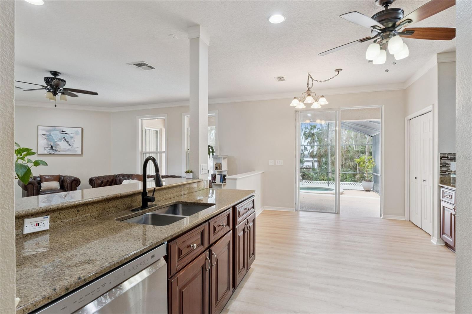 PARKSTONE - Residential