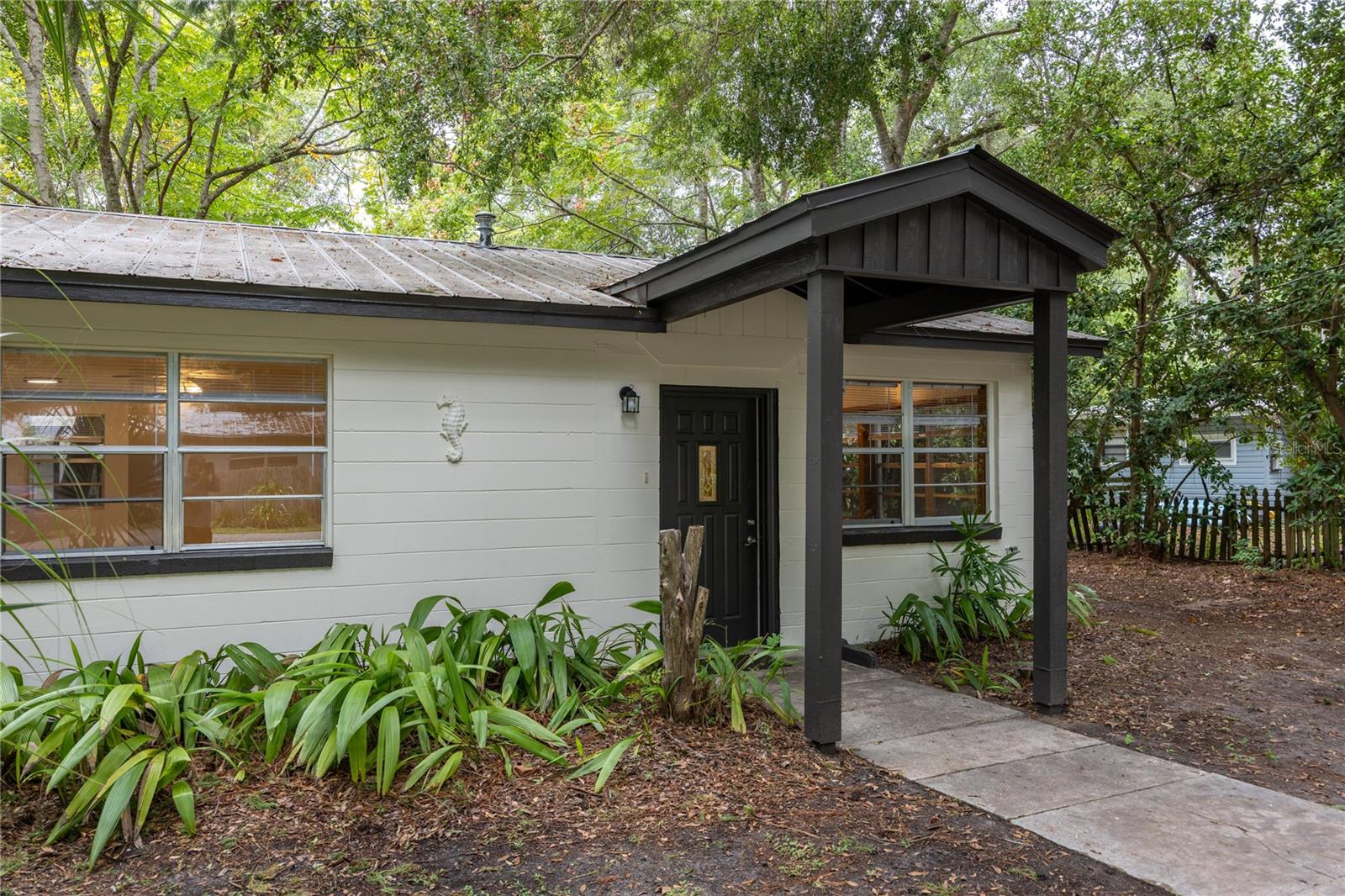 OAK HILL - Residential