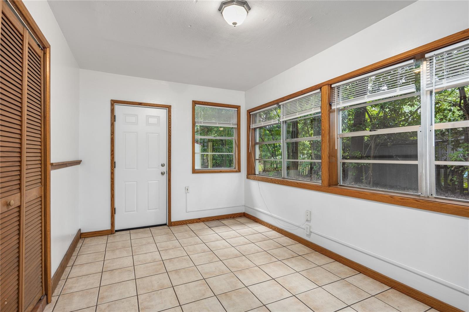 OAK HILL - Residential