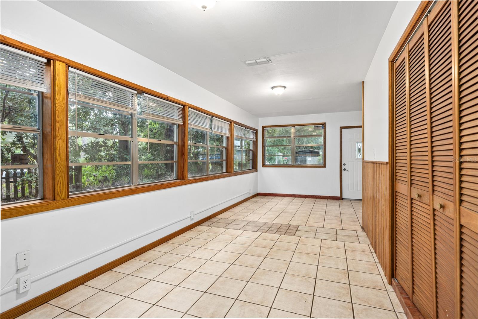 OAK HILL - Residential