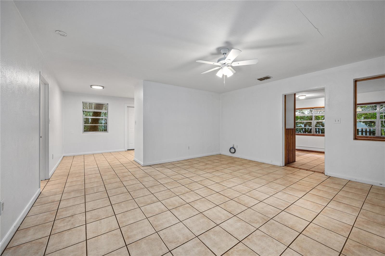 OAK HILL - Residential