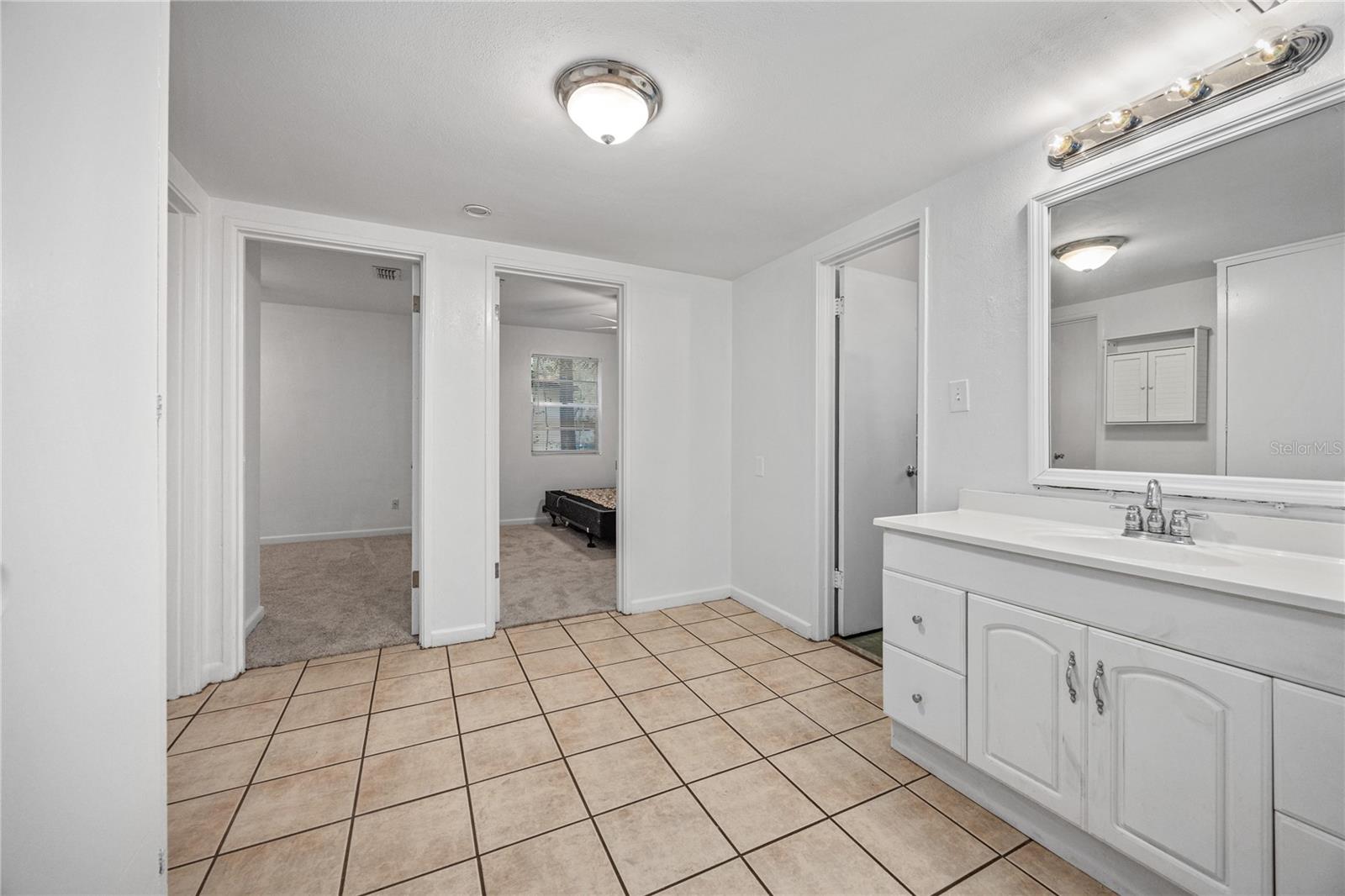 OAK HILL - Residential