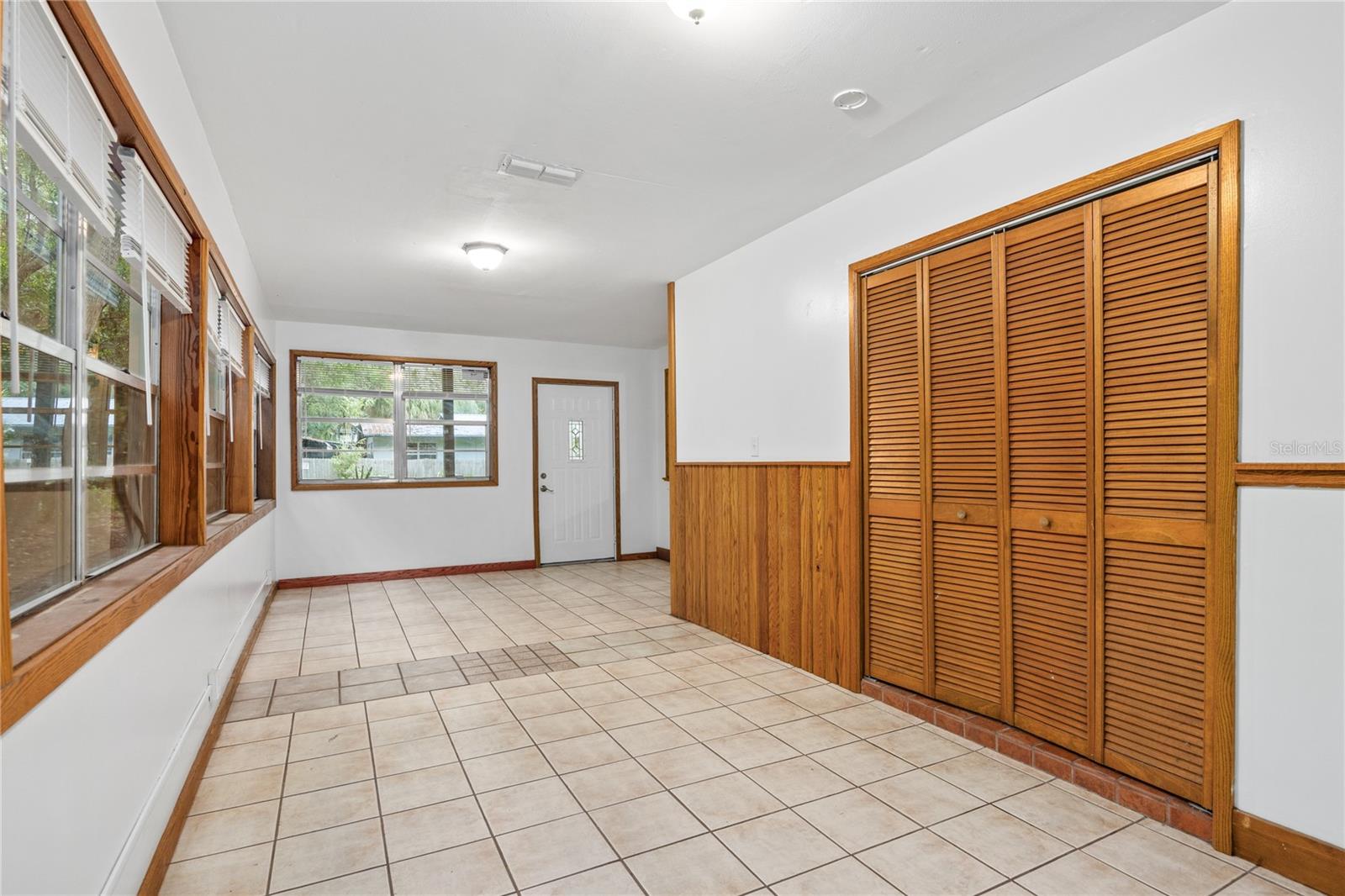 OAK HILL - Residential