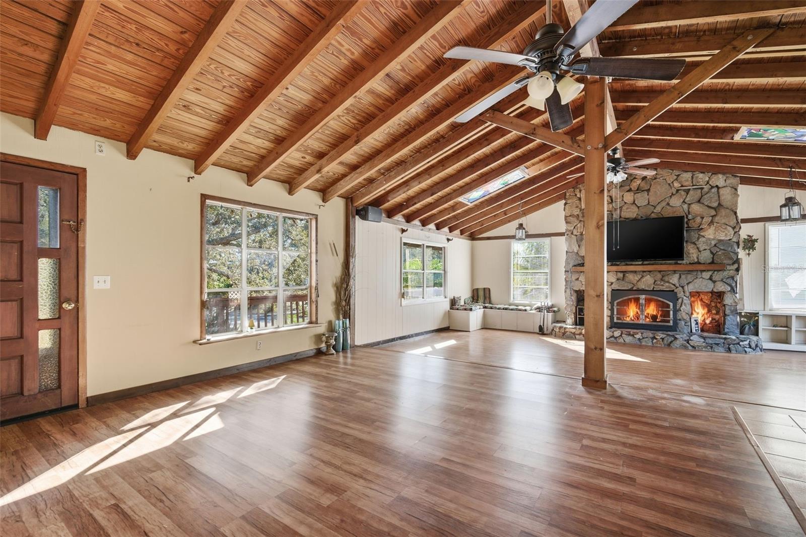 SUNSET HILLS - Residential