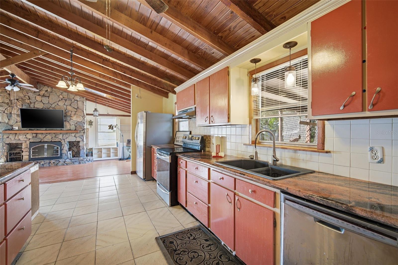 SUNSET HILLS - Residential