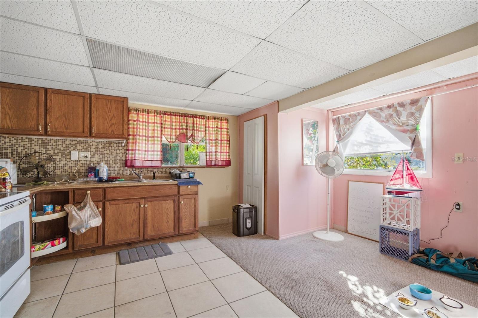 SUNSET HILLS - Residential