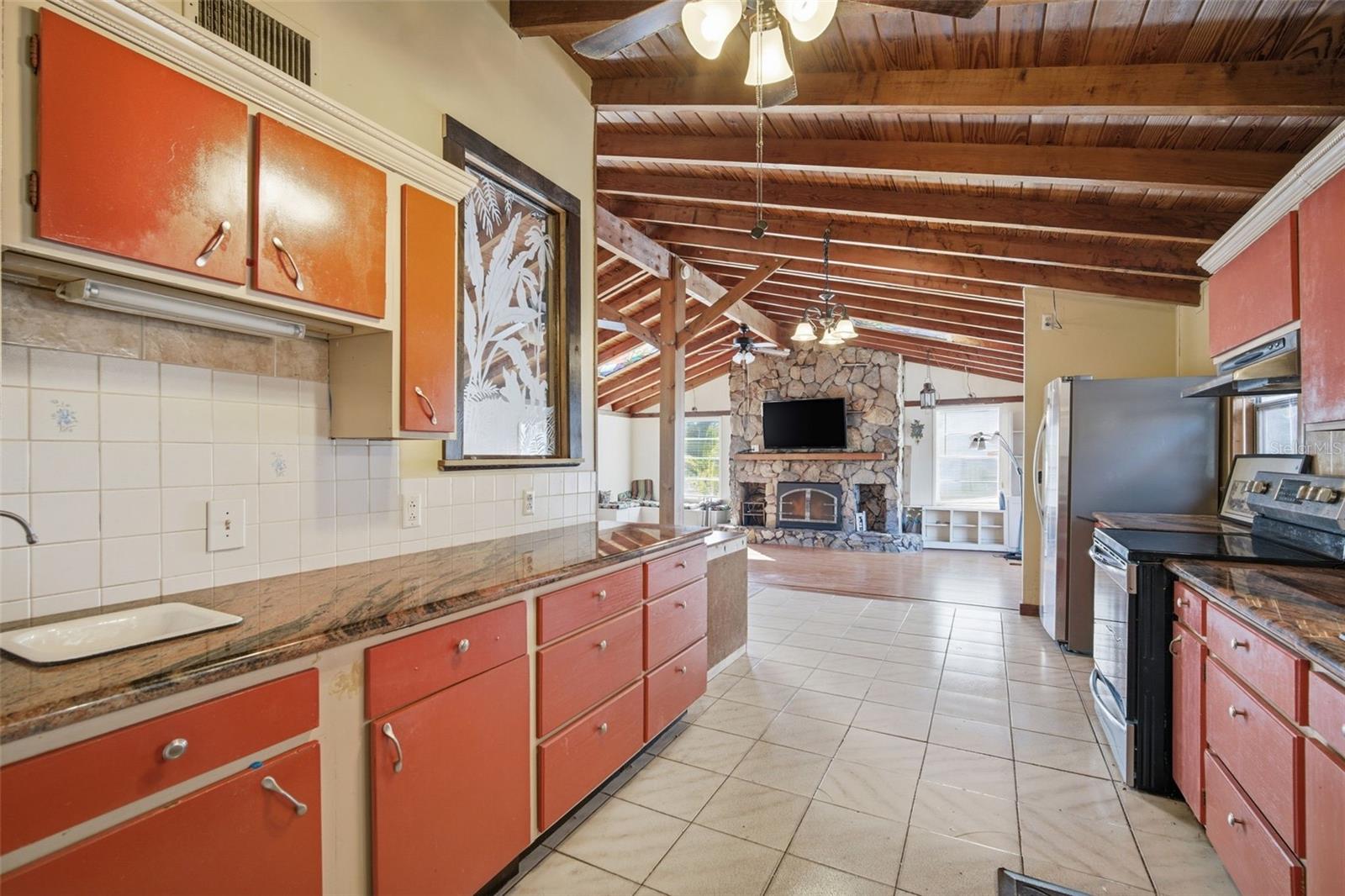 SUNSET HILLS - Residential