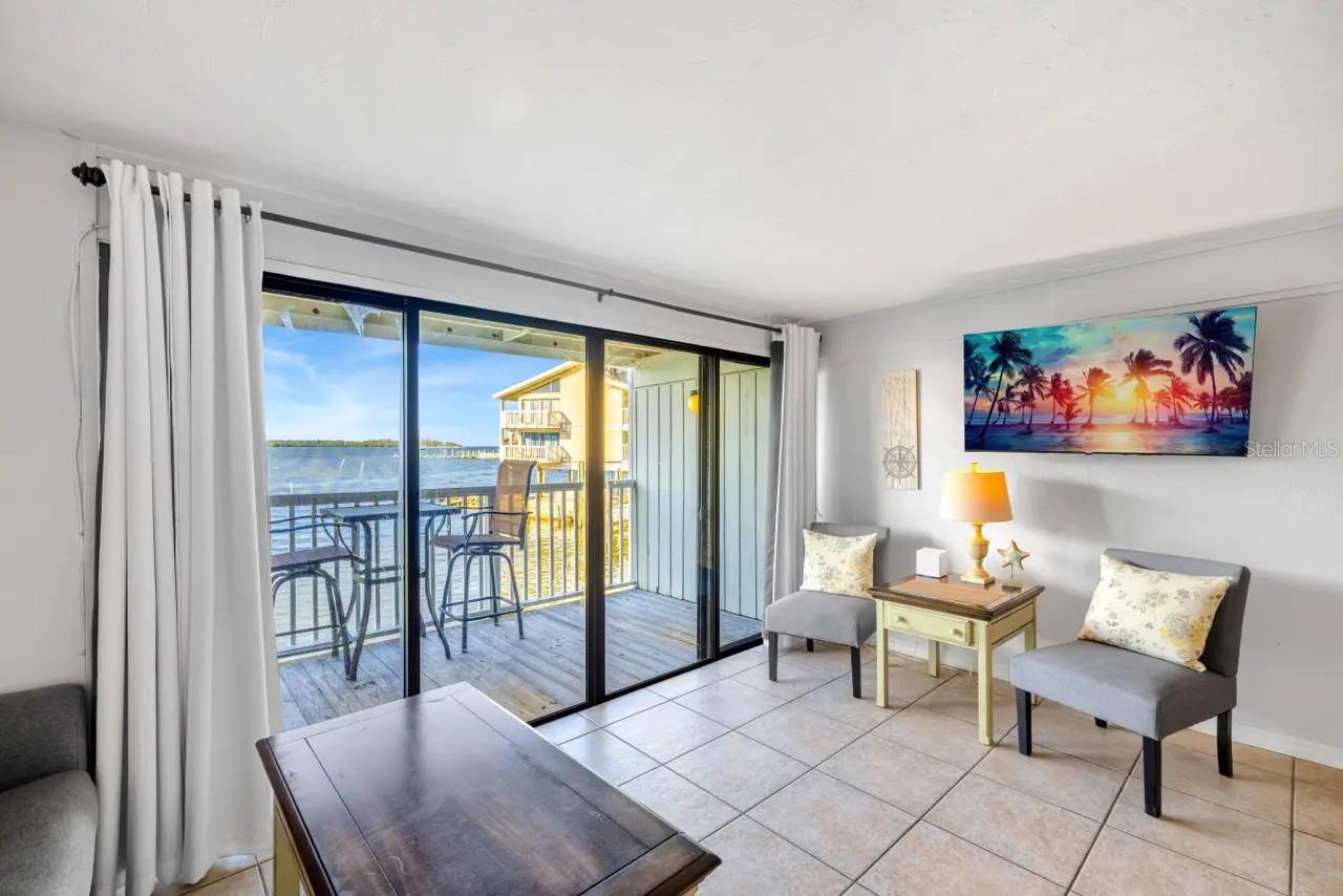 CEDAR COVE EFFICIENCY CONDO 02 - Residential