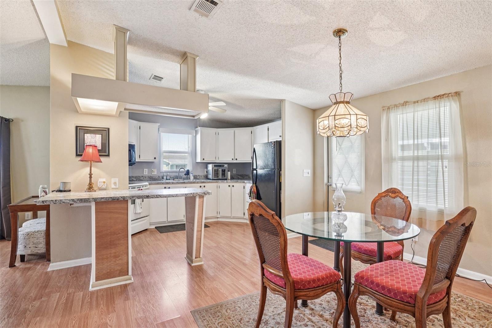 LADY LAKE ORANGE BLOSSOM GARDENS UNIT 12 - Residential