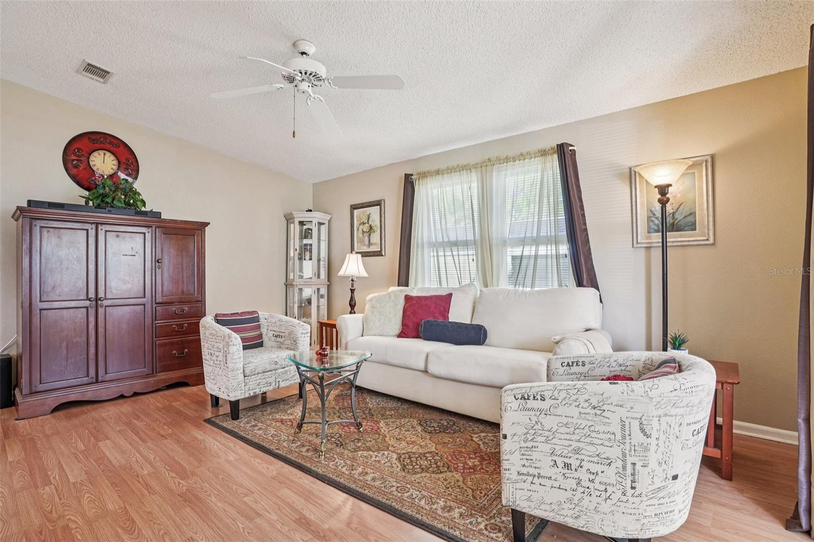 LADY LAKE ORANGE BLOSSOM GARDENS UNIT 12 - Residential