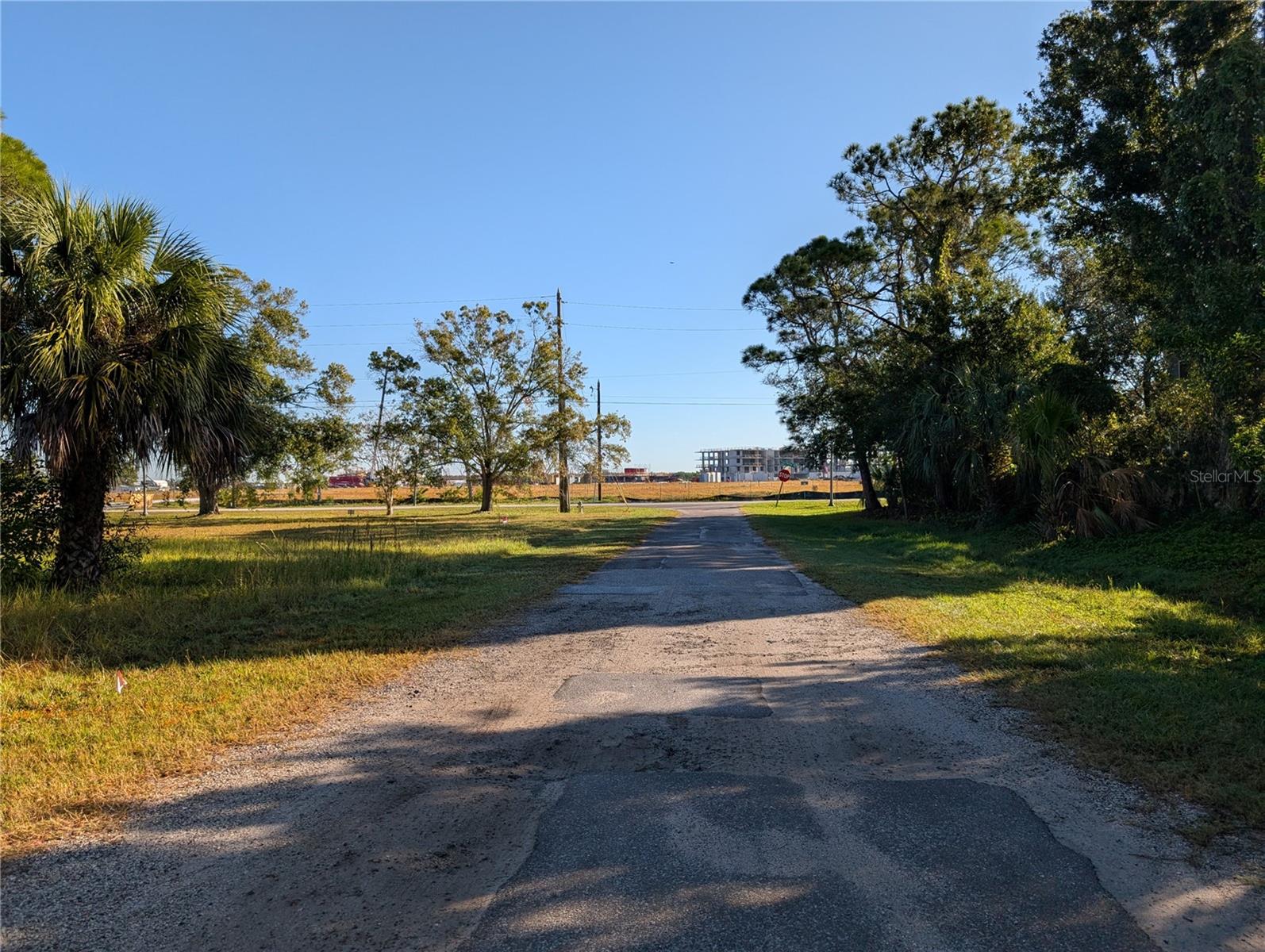 1331 MENTONE DRIVE NE