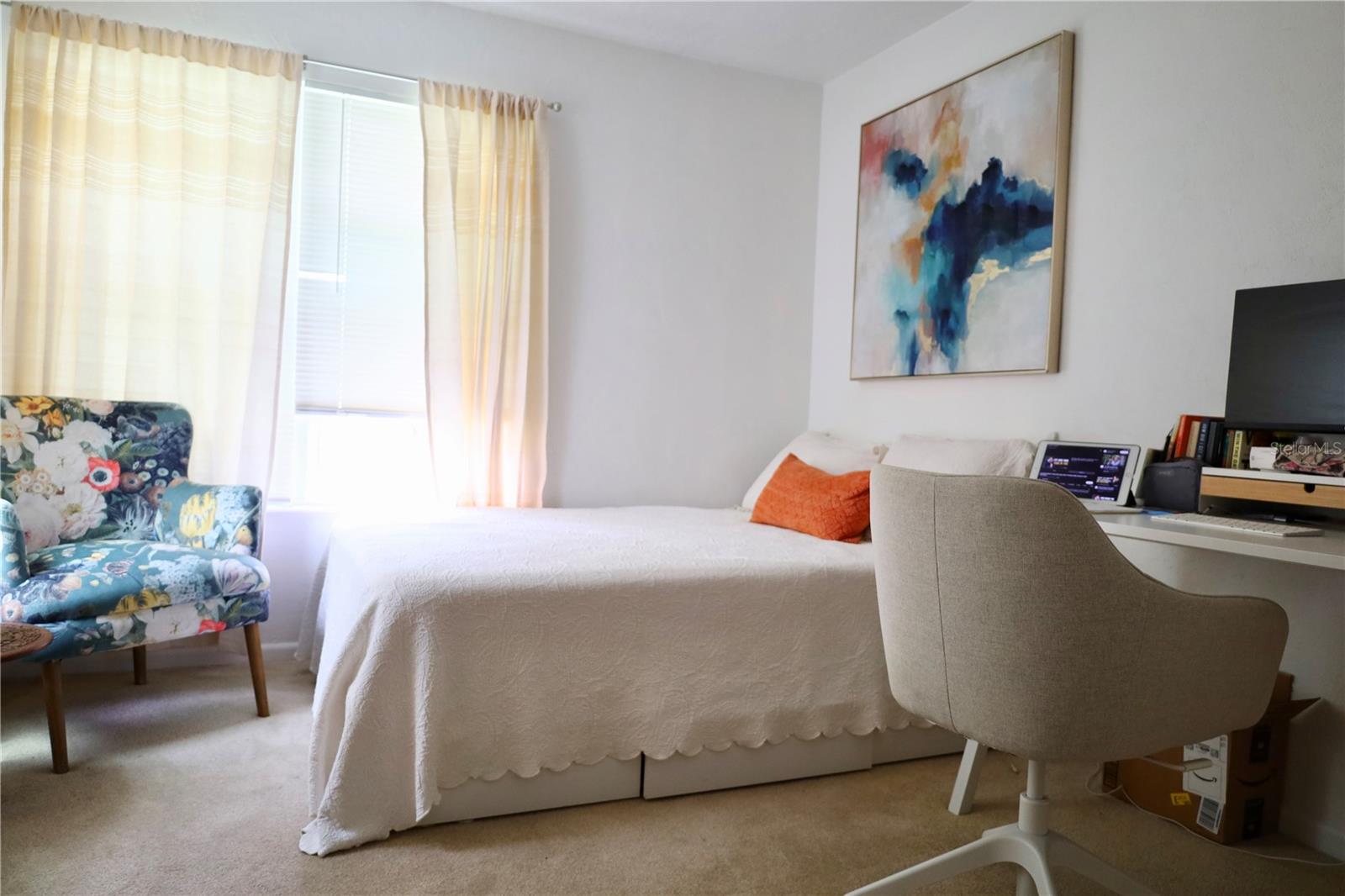 SANDALWOOD CONDO - Residential