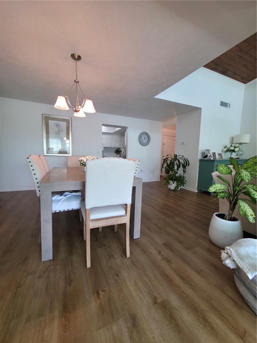 SANDALWOOD CONDO - Residential