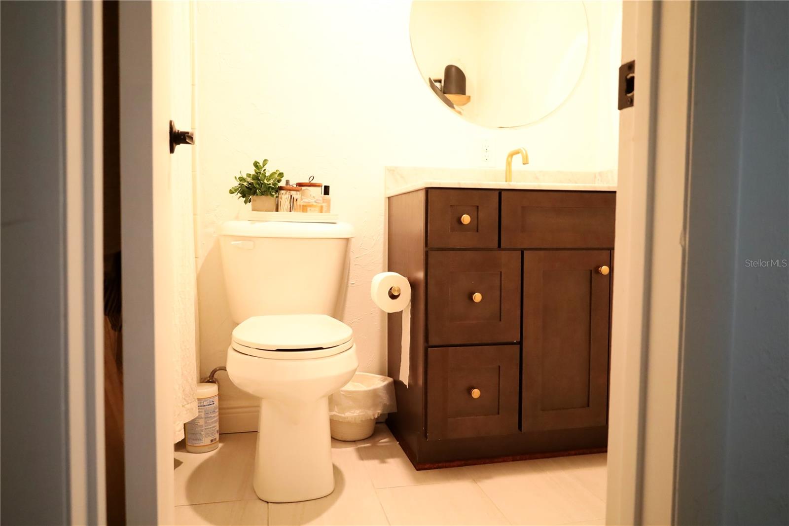 SANDALWOOD CONDO - Residential