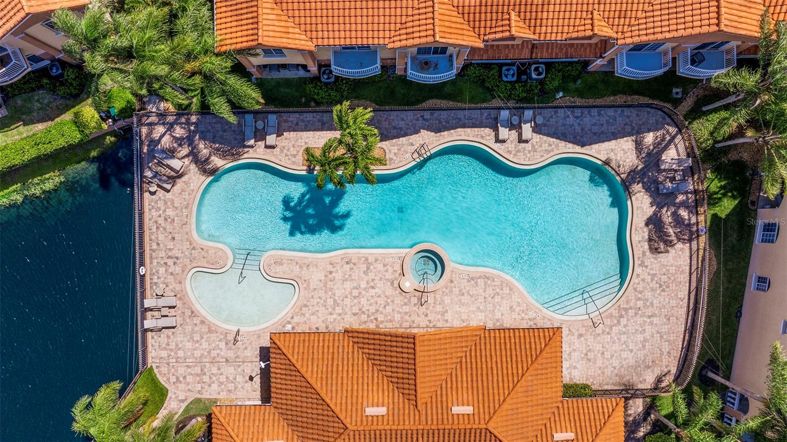 VILLAS DEL VERDE - Residential