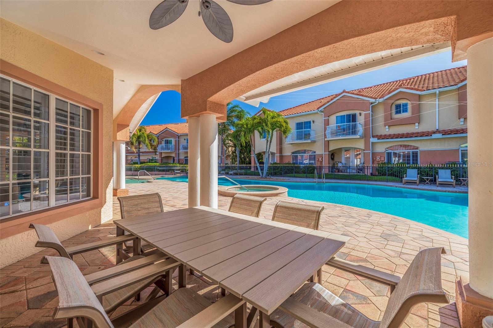 VILLAS DEL VERDE - Residential