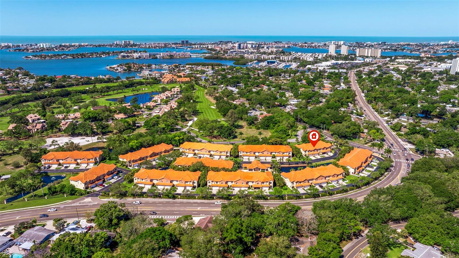 VILLAS DEL VERDE - Residential