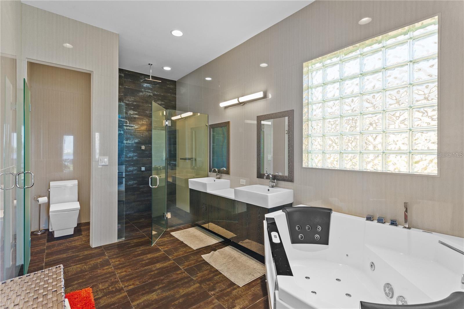 WILLIS CAMPS ADD 01 - Residential Lease