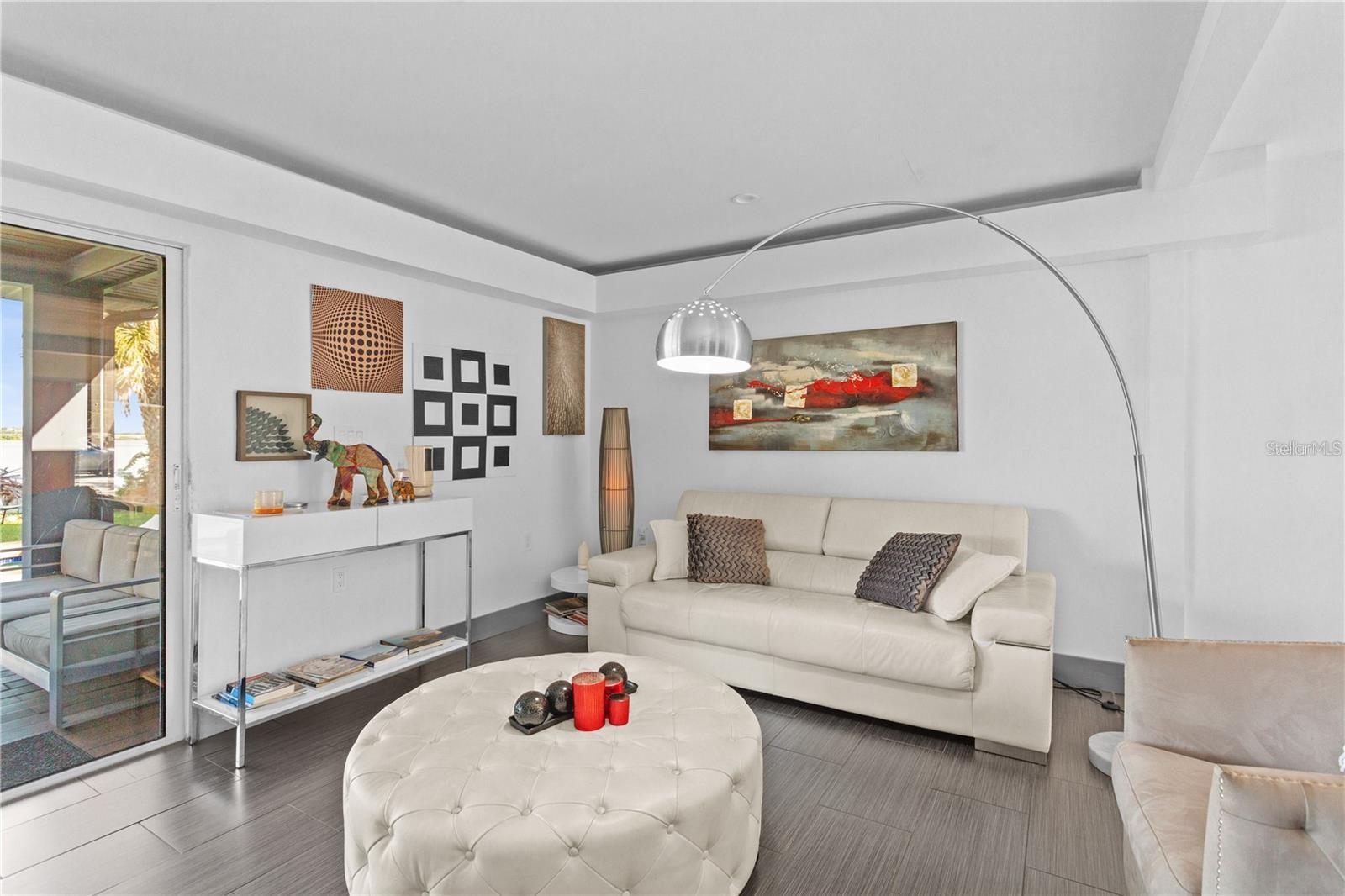 WILLIS CAMPS ADD 01 - Residential Lease