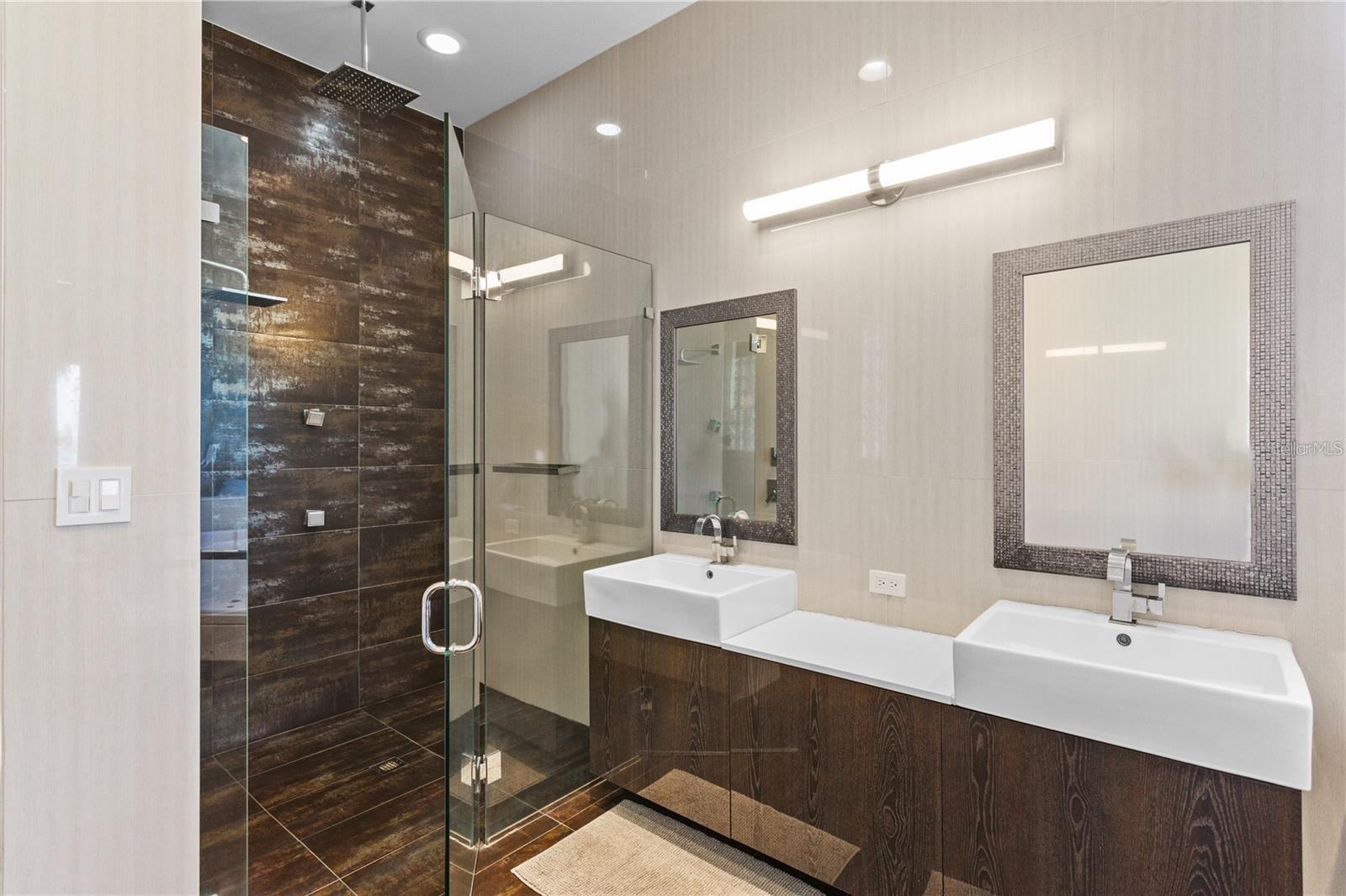 WILLIS CAMPS ADD 01 - Residential Lease