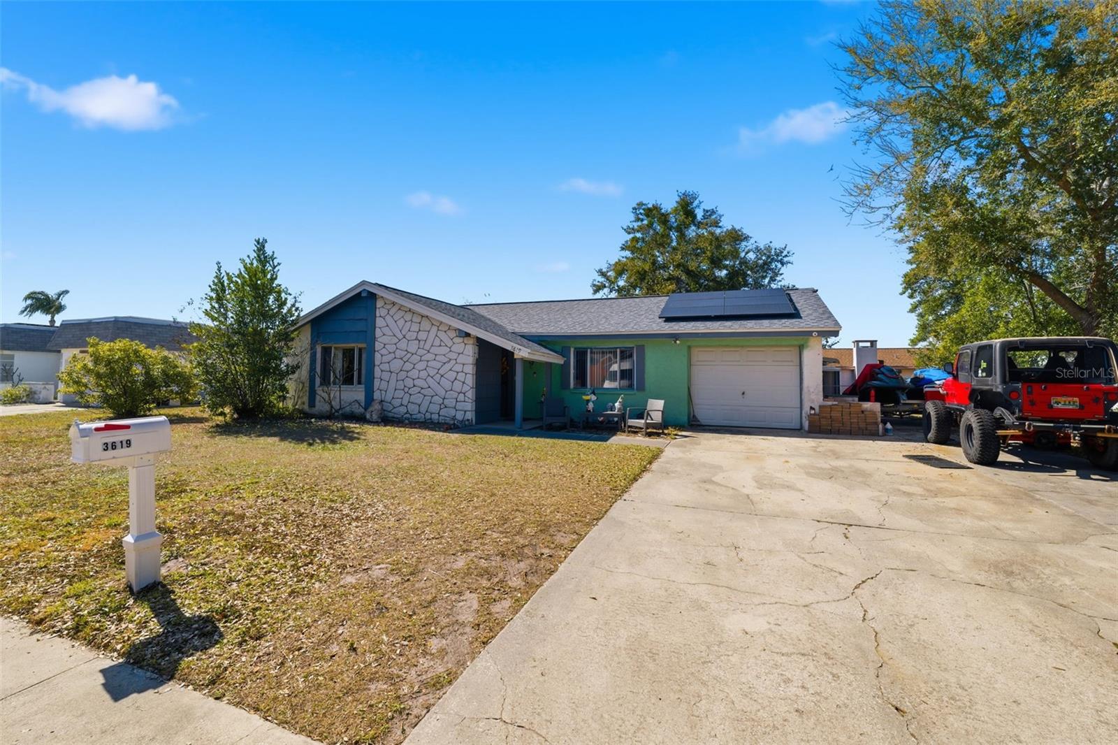 BEACON SQUARE - Residential