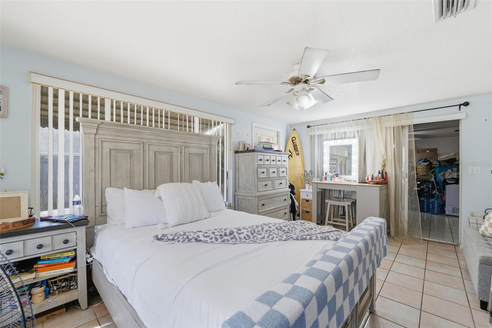 BEACON SQUARE - Residential