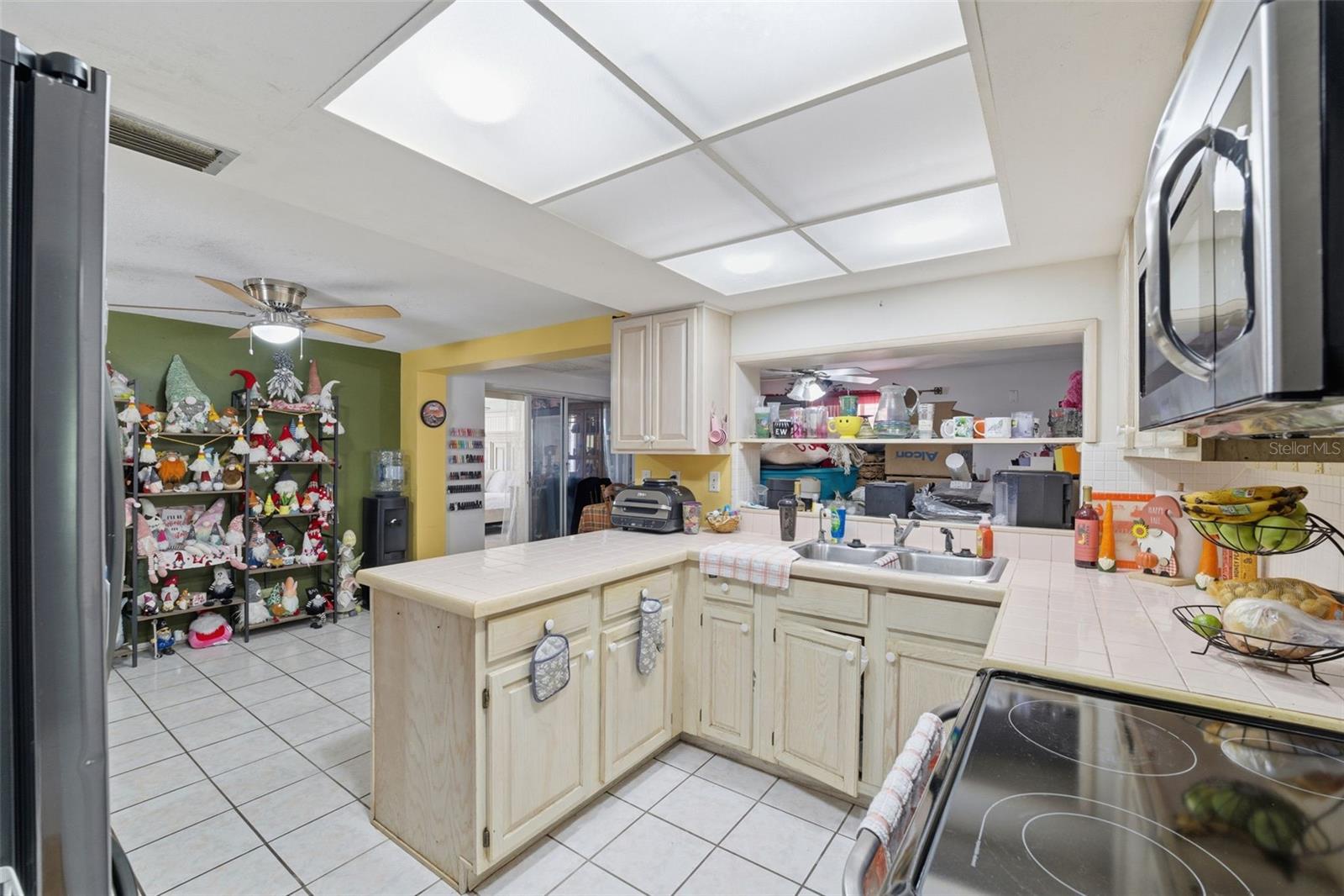 BEACON SQUARE - Residential