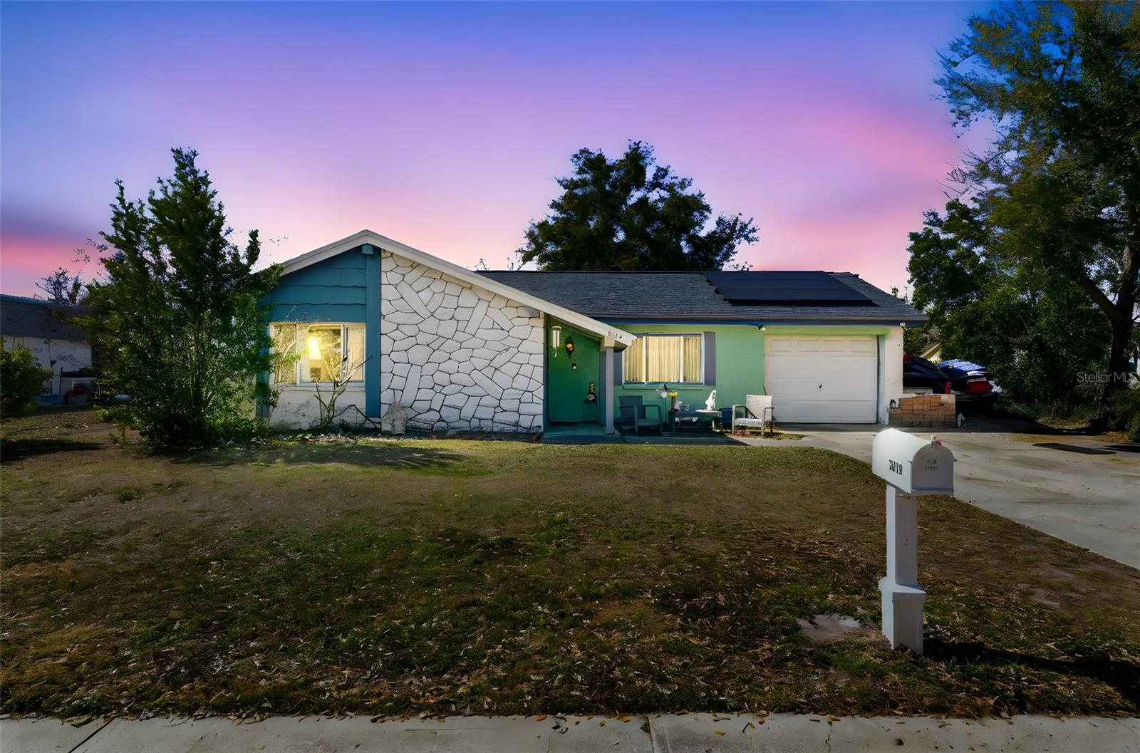 BEACON SQUARE - Residential