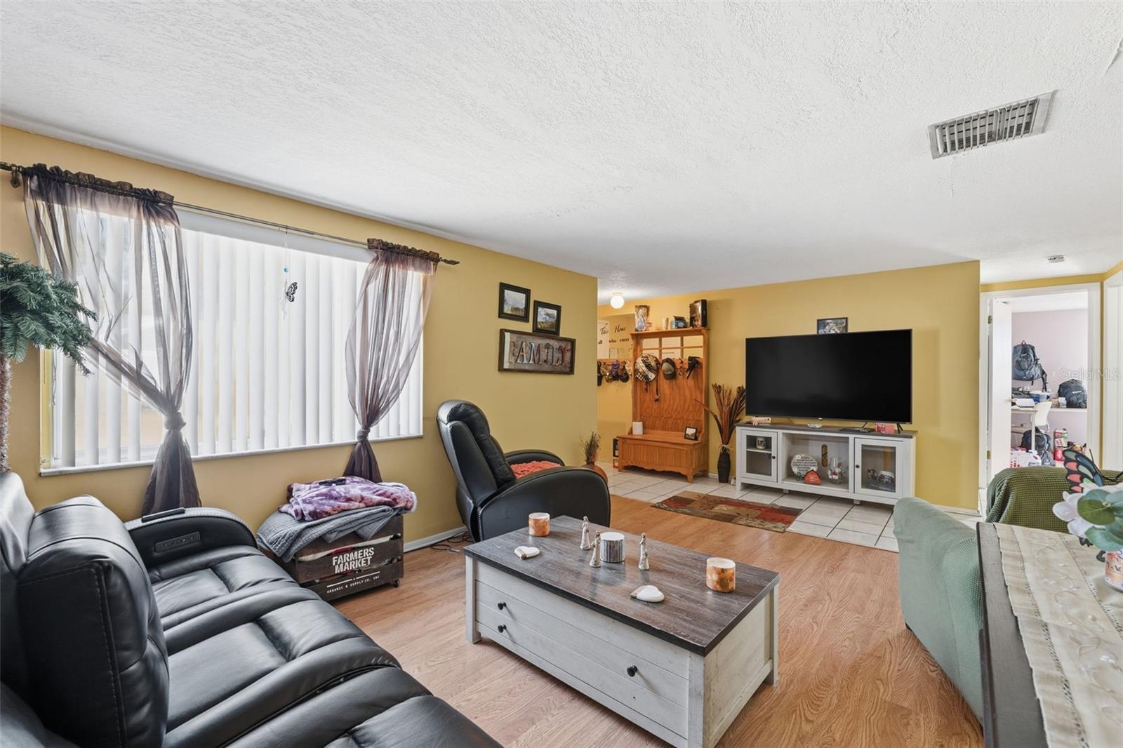 BEACON SQUARE - Residential